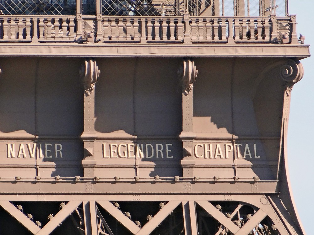 Tháp Eiffel ở đâu, xây dựng năm nào và bí mật được khắc ở chân tháp - Ảnh 4.