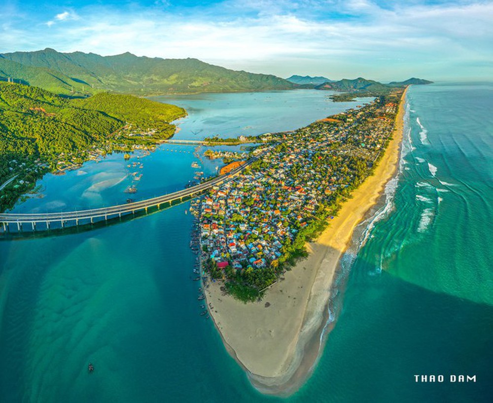 3 vịnh biển đẹp mê hồn tại Việt Nam nằm trong danh sách “Câu lạc bộ những vịnh đẹp nhất thế giới”