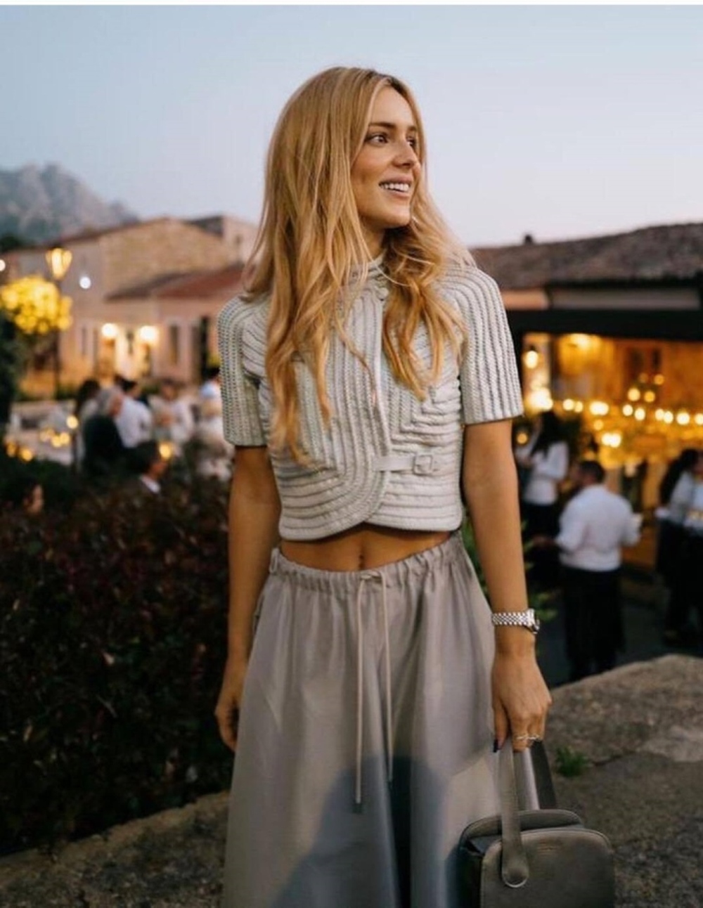 Vẻ đẹp kiêu sa của nữ diễn viên vướng tin đồn hẹn hò Iker Casillas - Ảnh 7. Vẻ đẹp kiêu sa của nữ diễn viên vướng tin đồn hẹn hò Iker Casillas - Ảnh 7.