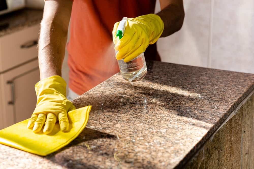 Mẹo hay giúp bạn làm sạch đá granite cực dễ - Ảnh 1. Mẹo hay giúp bạn làm sạch đá granite cực dễ - Ảnh 1.