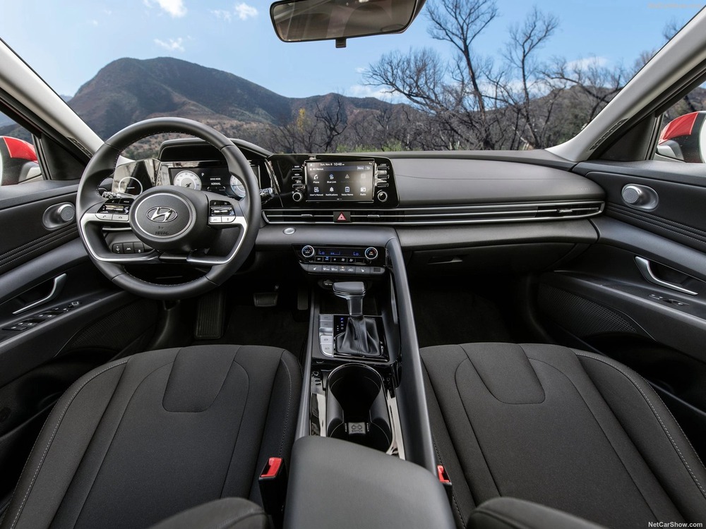 Hyundai Elantra 2023 ồ ạt tới đại lý: Cận kề ngày ra mắt, đối thủ đáng gờm của Civic và Mazda3 - Ảnh 6.
