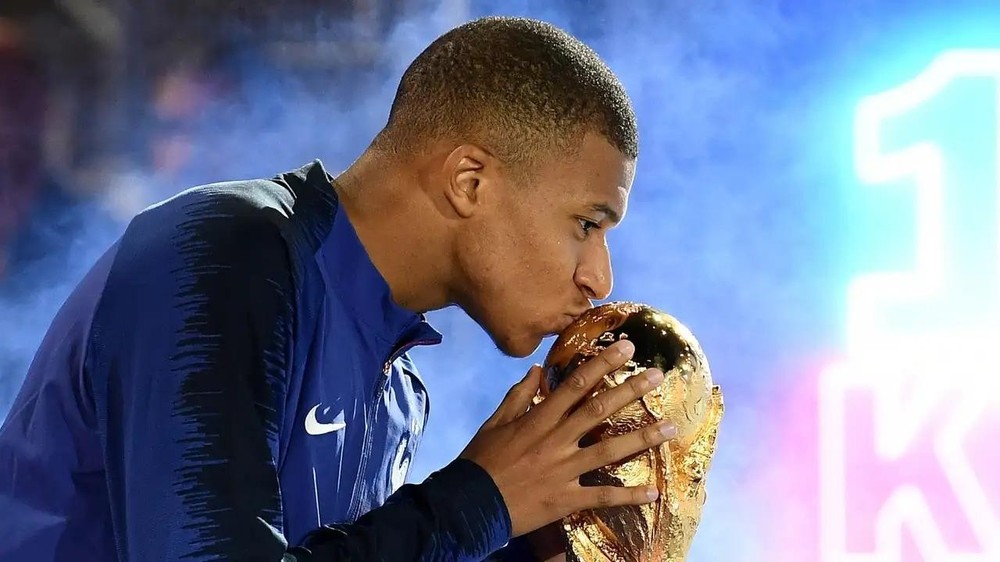 PSG và Kylian Mbappe, những chuyện chưa kể về mối quan hệ nhập nhằng - Ảnh 2.