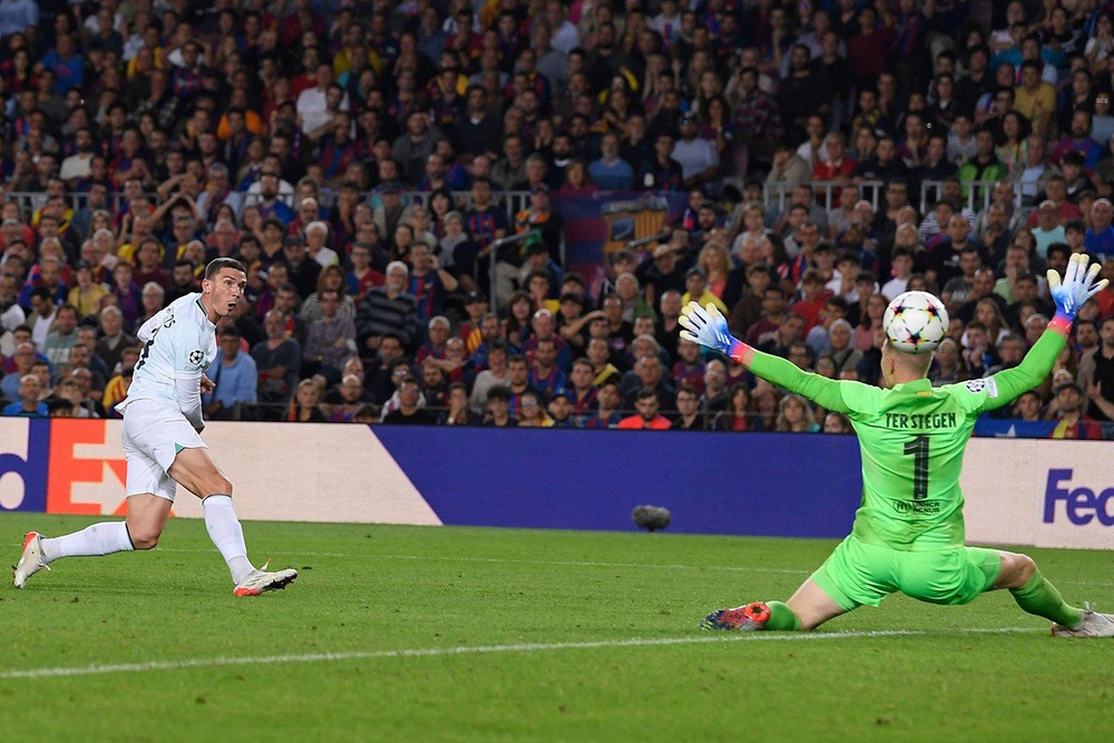 Barcelona 3-3 Inter: Lewandowski lập hat-trick, Barca vẫn lâm nguy - Ảnh 2. Barcelona 3-3 Inter: Lewandowski lập hat-trick, Barca vẫn lâm nguy - Ảnh 2.