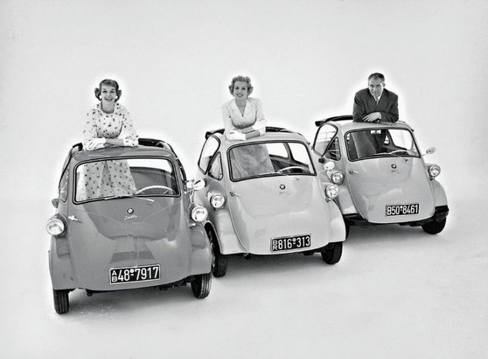 Isetta: Chiếc xe siêu nhỏ đầu tiên trên thế giới - Ảnh 1.