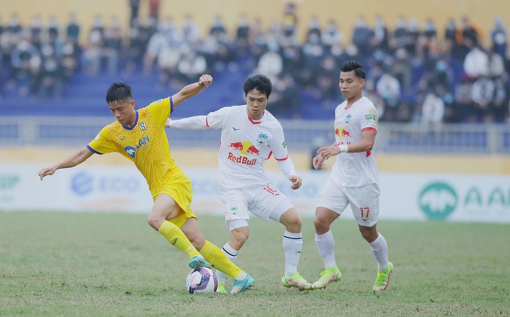 Trực tiếp bóng đá HAGL 1-2 SLNA vòng 19 V-League 2022