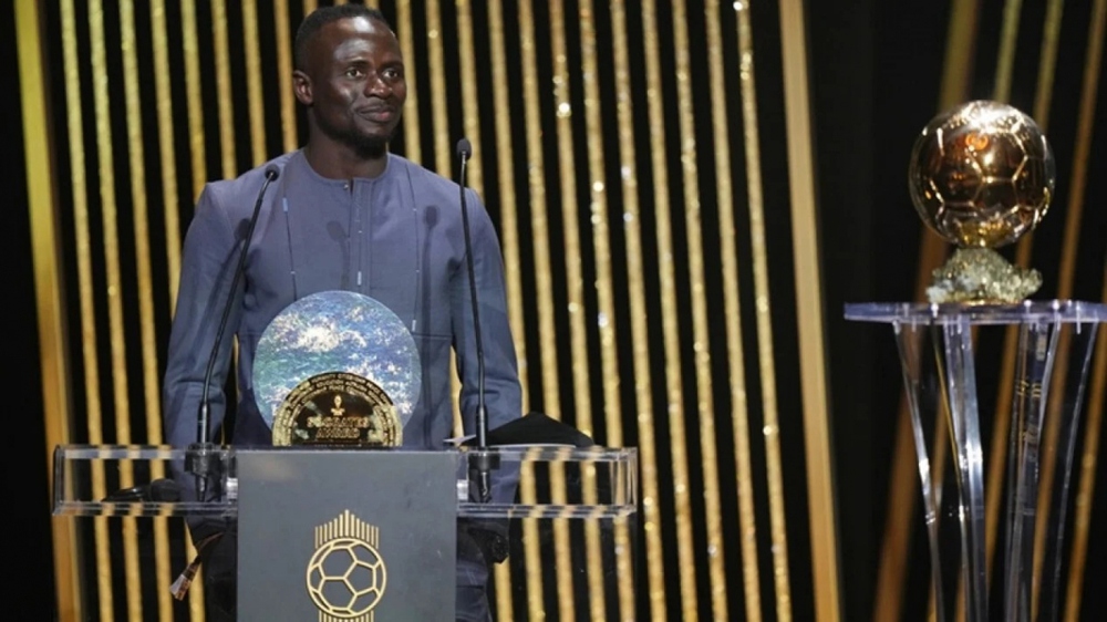 Sadio Mane nhận danh hiệu ý nghĩa ở lễ trao giải Quả bóng vàng 2022 - Ảnh 1.