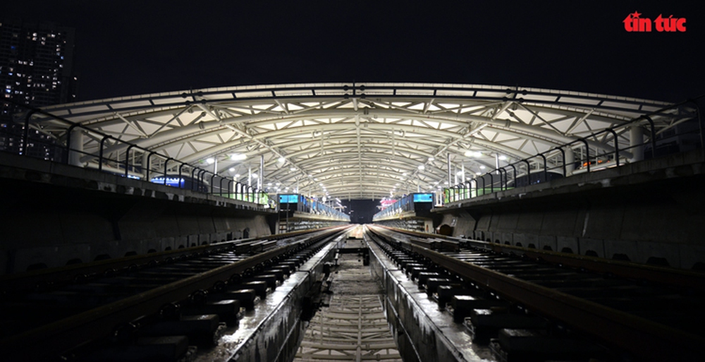 Ngắm kiến trúc độc đáo của nhà ga metro Tân Cảng - Ảnh 3.