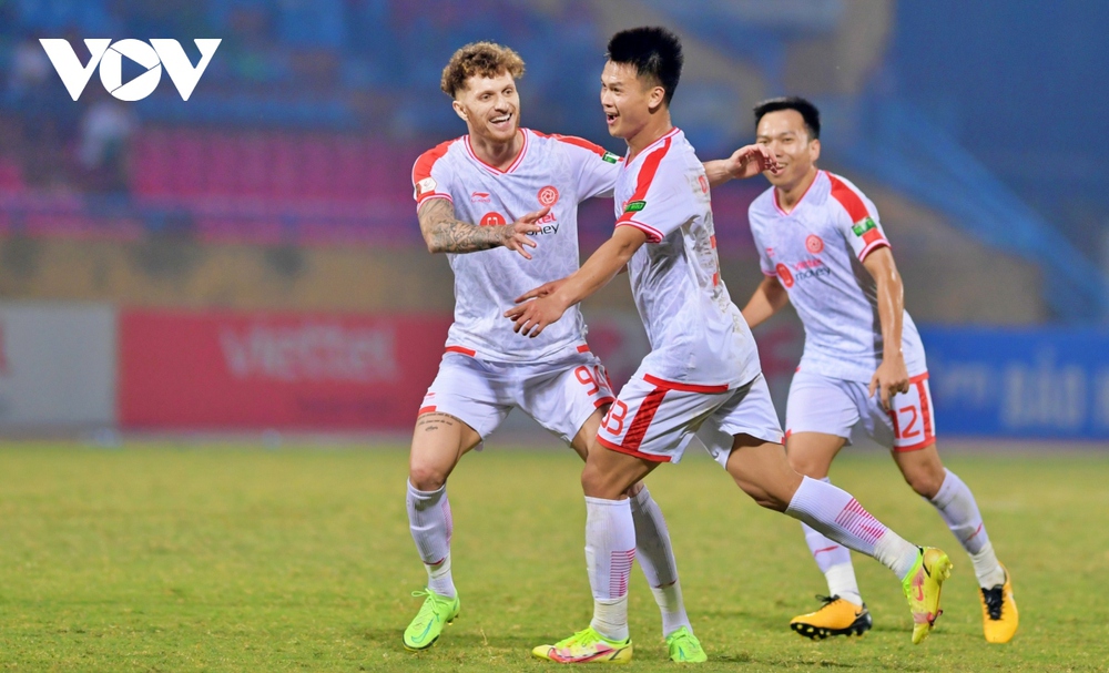 Văn Toàn “đau đớn” khi HAGL 7 trận liền không thắng ở V-League 2022 - Ảnh 11.