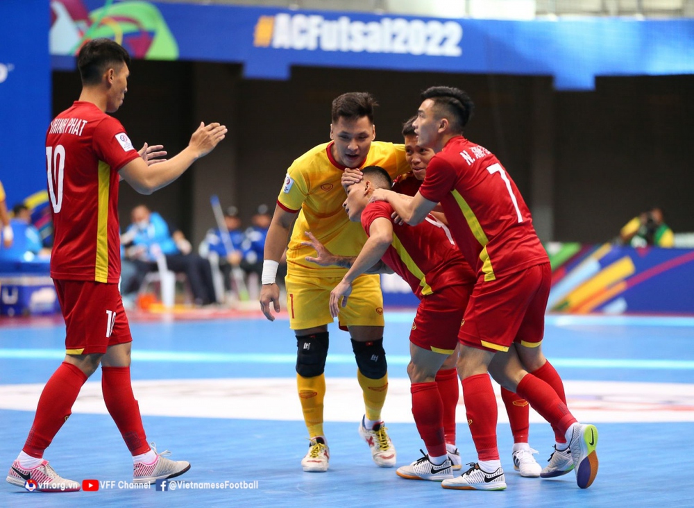 Trực tiếp ĐT Futsal Việt Nam - ĐT Futsal Nhật Bản: Hướng tới ngôi đầu - Ảnh 1.
