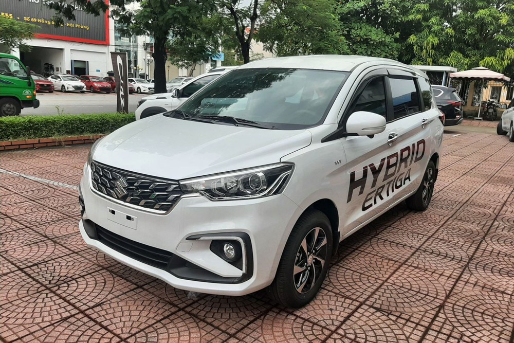 Đằng sau giá pin Suzuki Ertiga Hybrid chỉ 29,9 triệu đồng tại Việt Nam, rẻ bằng 1/3 trên Corolla Cross - Ảnh 4.