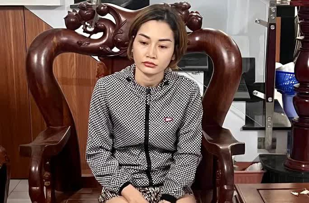 Người đàn bà đang nuôi con nhỏ cầm đầu đường dây tội phạm nguy hiểm - Ảnh 1. Người đàn bà đang nuôi con nhỏ cầm đầu đường dây tội phạm nguy hiểm - Ảnh 1.
