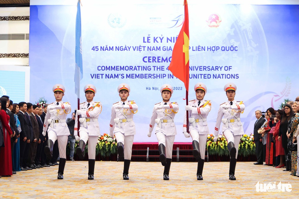 Tổng thư ký Liên Hiệp Quốc nói tiếng Việt, mượn Tiến quân ca bày tỏ hy vọng với Việt Nam - Ảnh 2.
