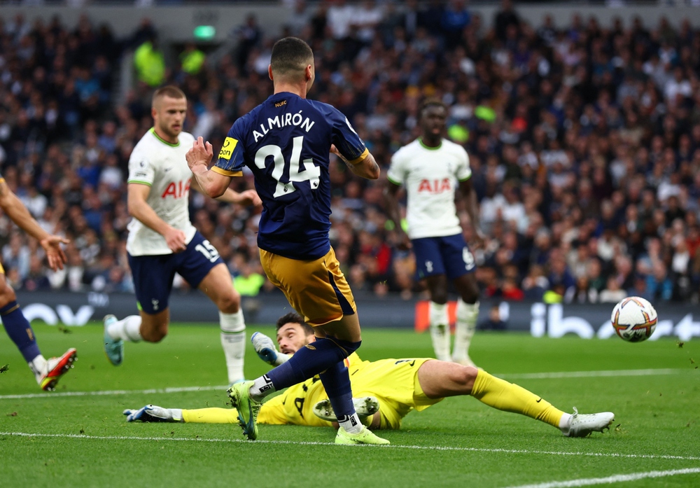 Newcastle vào top 4 Ngoại hạng Anh sau trận thắng Tottenham - Ảnh 5.