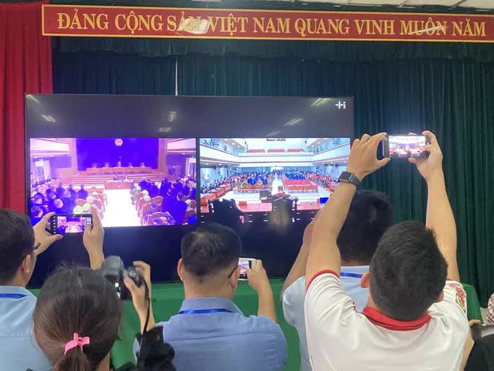Hình ảnh phiên tòa xét xử vụ buôn lậu xăng dầu lớn nhất Đồng Nai