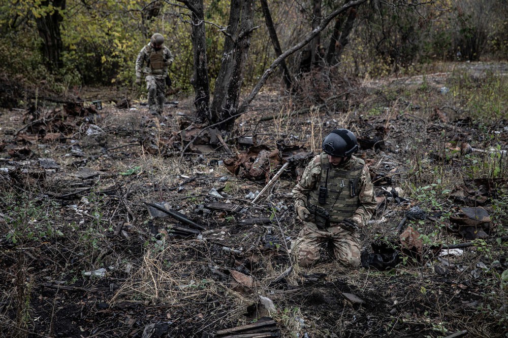 Tình báo Ukraine: Nga rút lui giả và sẵn sàng nghênh chiến ở Kherson - Ảnh 3.