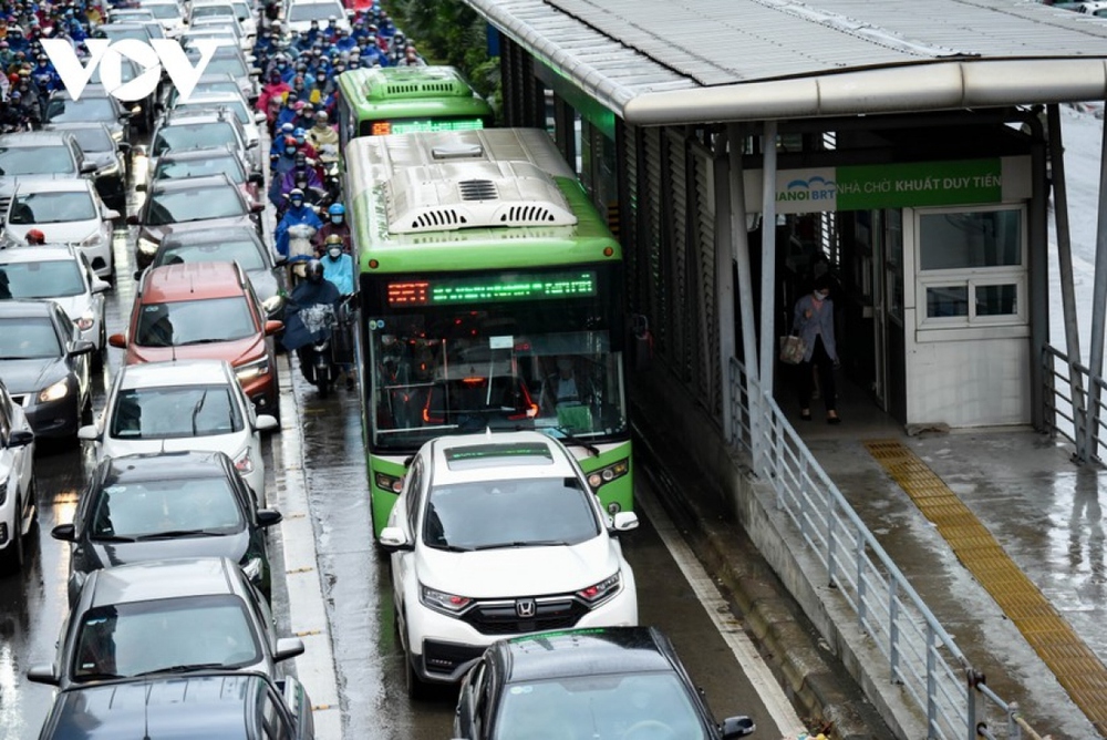 Thu phí vào Hà Nội từ 2024: Có hợp lý khi hạ tầng giao thông chưa đáp ứng? - Ảnh 3.