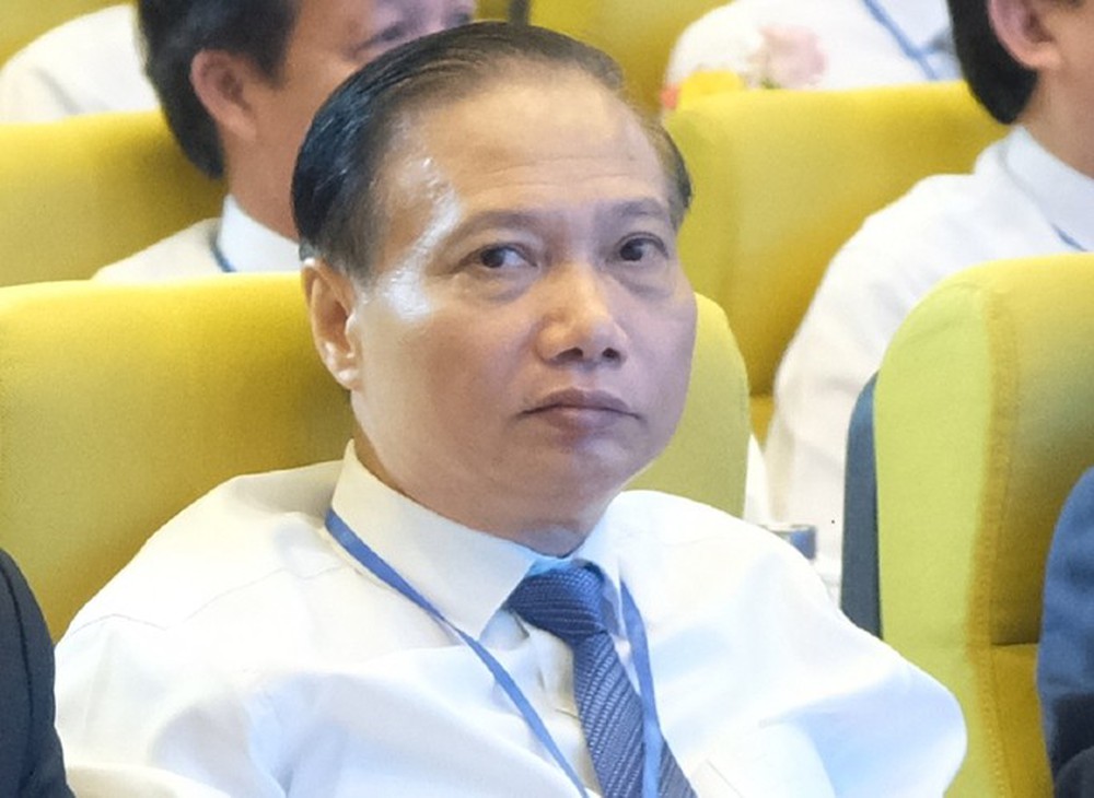 Miễn nhiệm chức vụ Chủ tịch HĐND tỉnh Ninh Bình với ông Trần Hồng Quảng