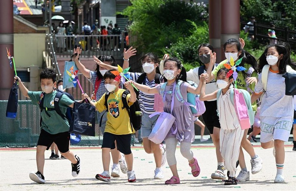 Hàng nghìn nhà trẻ ở Hàn Quốc đóng cửa vì người dân không chịu sinh con - Ảnh 4.