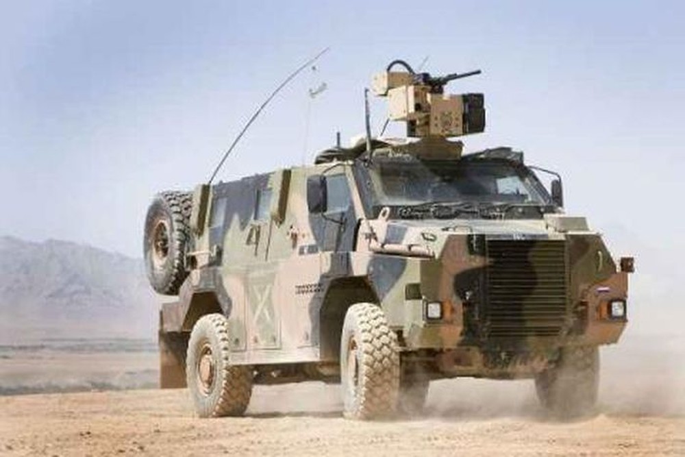 Australia cung cấp 30 xe bọc thép Bushmaster cho Ukraine - Ảnh 2.