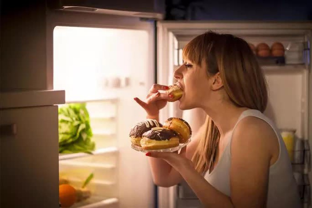 Ăn ít nhưng mắc sai lầm này, mỡ thừa thành pháo đài