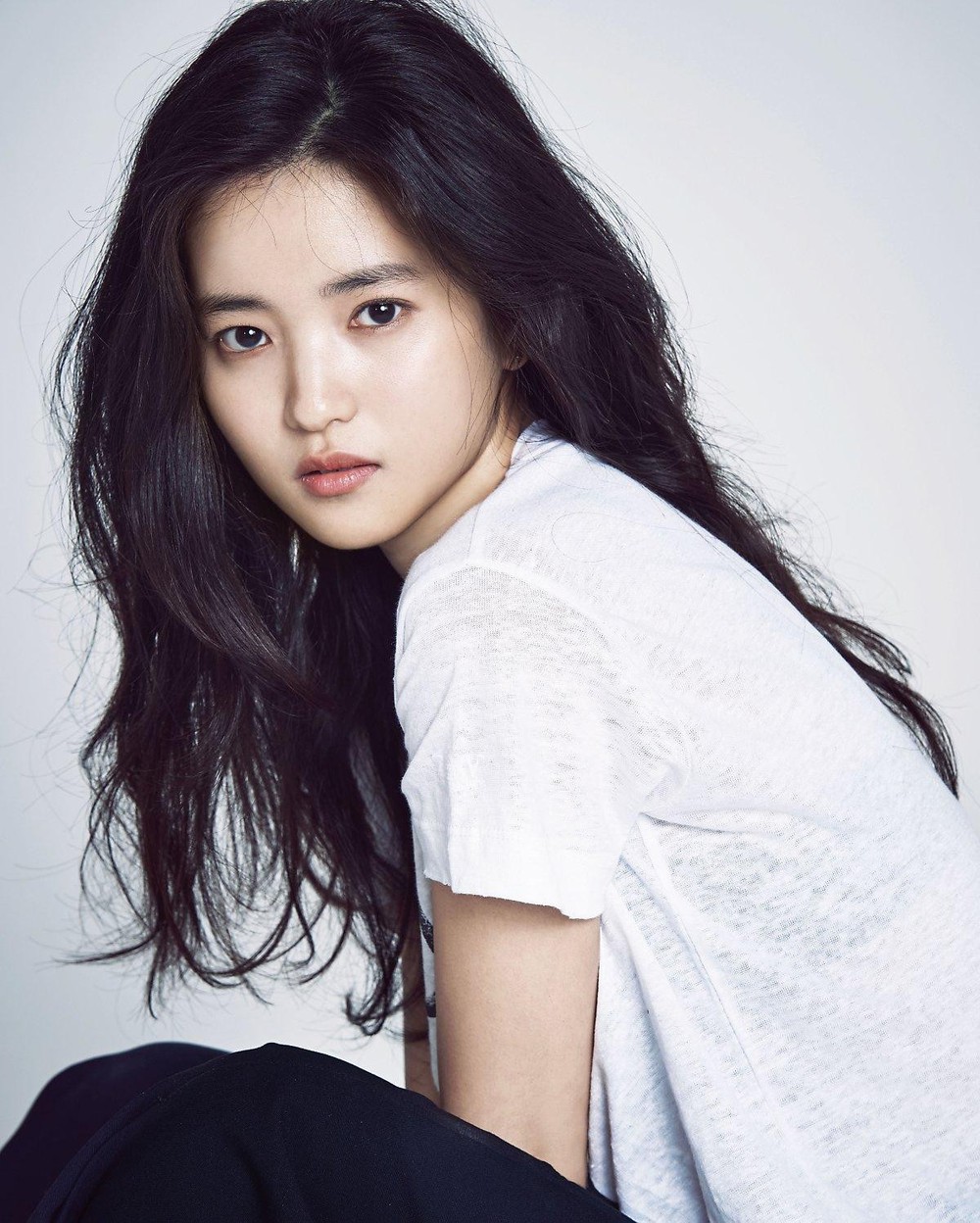 Nữ diễn viên vướng nghi vấn đang yêu Song Joong Ki - Ảnh 9.