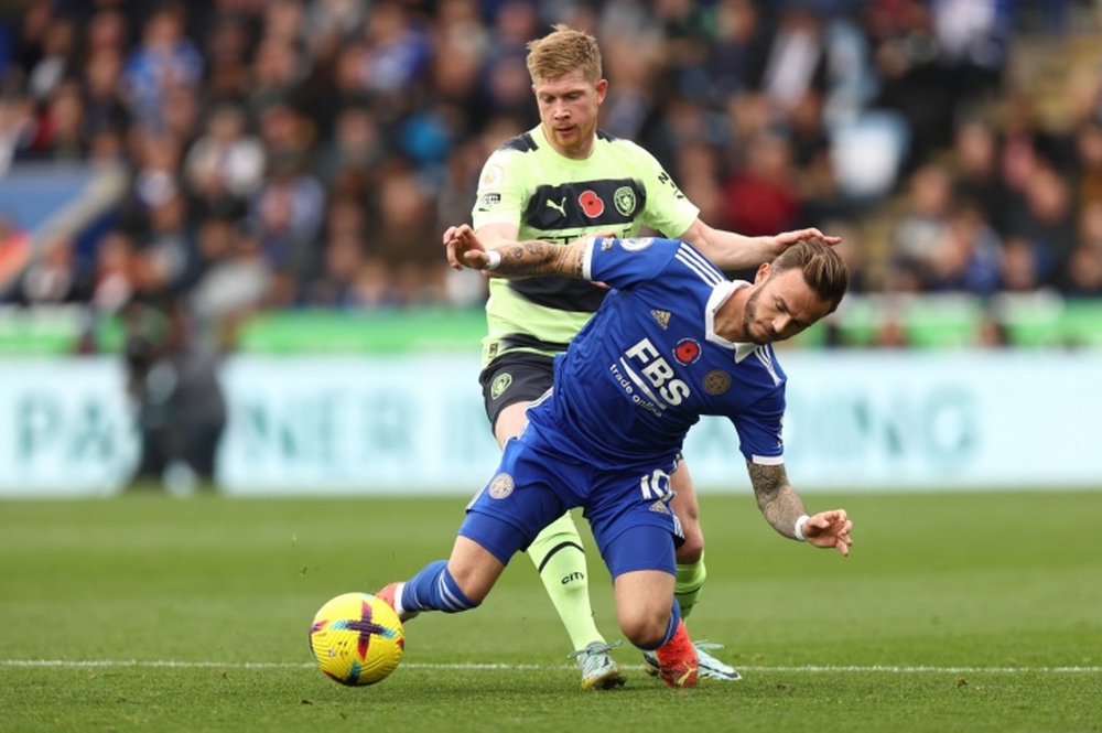 De Bruyne ghi siêu phẩm, Man City đánh bại Leicester - Ảnh 1.