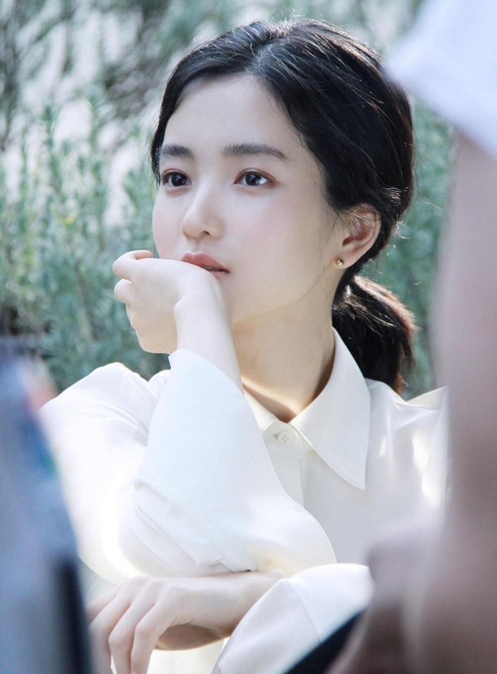 Nữ diễn viên vướng nghi vấn đang yêu Song Joong Ki - Ảnh 11.