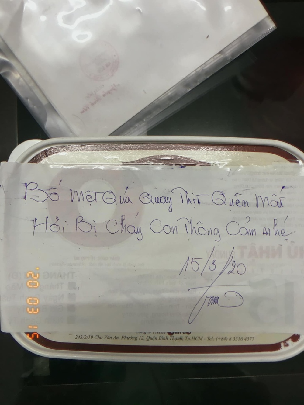 Rưng rưng trước những lời nhắn tay đơn giản nhưng ngập yêu thương của bố mẹ - Ảnh 1.