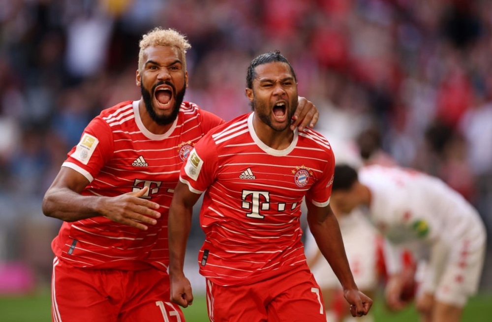 Bayern Munich tạm chiếm ngôi đầu Bundesliga sau khi đánh tennis với Mainz - Ảnh 1.