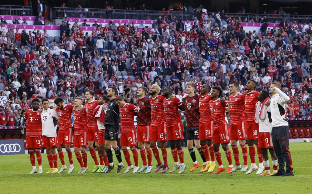 Bayern Munich tạm chiếm ngôi đầu Bundesliga sau khi đánh tennis với Mainz - Ảnh 9.