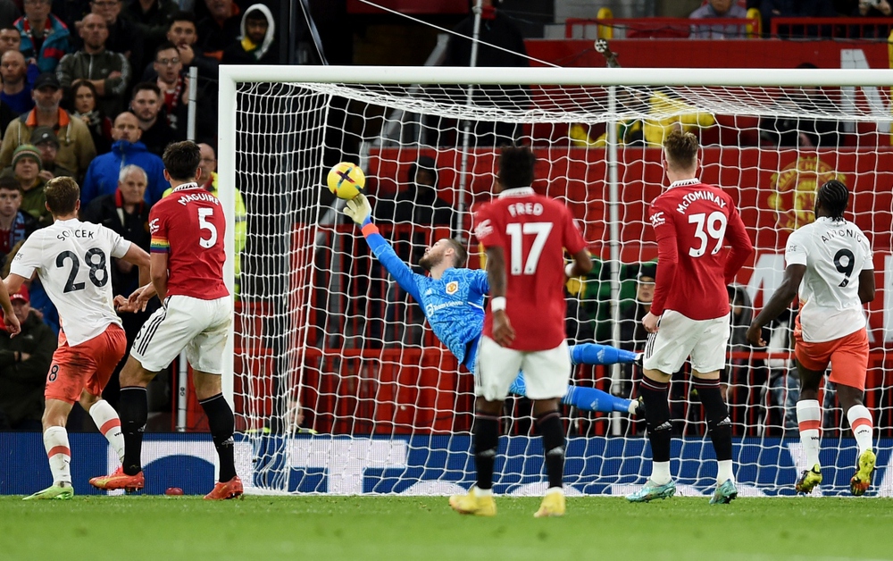 TRỰC TIẾP MU 1-0 West Ham: Tuyệt phẩm đánh đầu dũng mãnh - Ảnh 1.