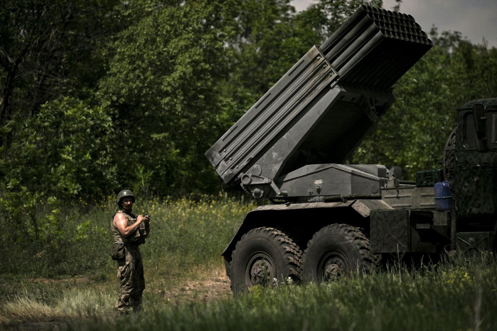 Mỹ khởi động kế hoạch truy vết mạnh mẽ vũ khí cấp cho Ukraine - Ảnh 1.