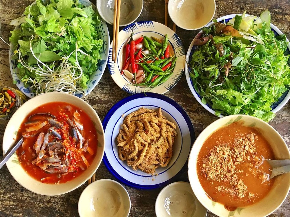 Gỏi cá Phan Thiết và Lẩu cá bóp Bình Thuận lọt top món ăn đặc sản Việt Nam - Ảnh 1.