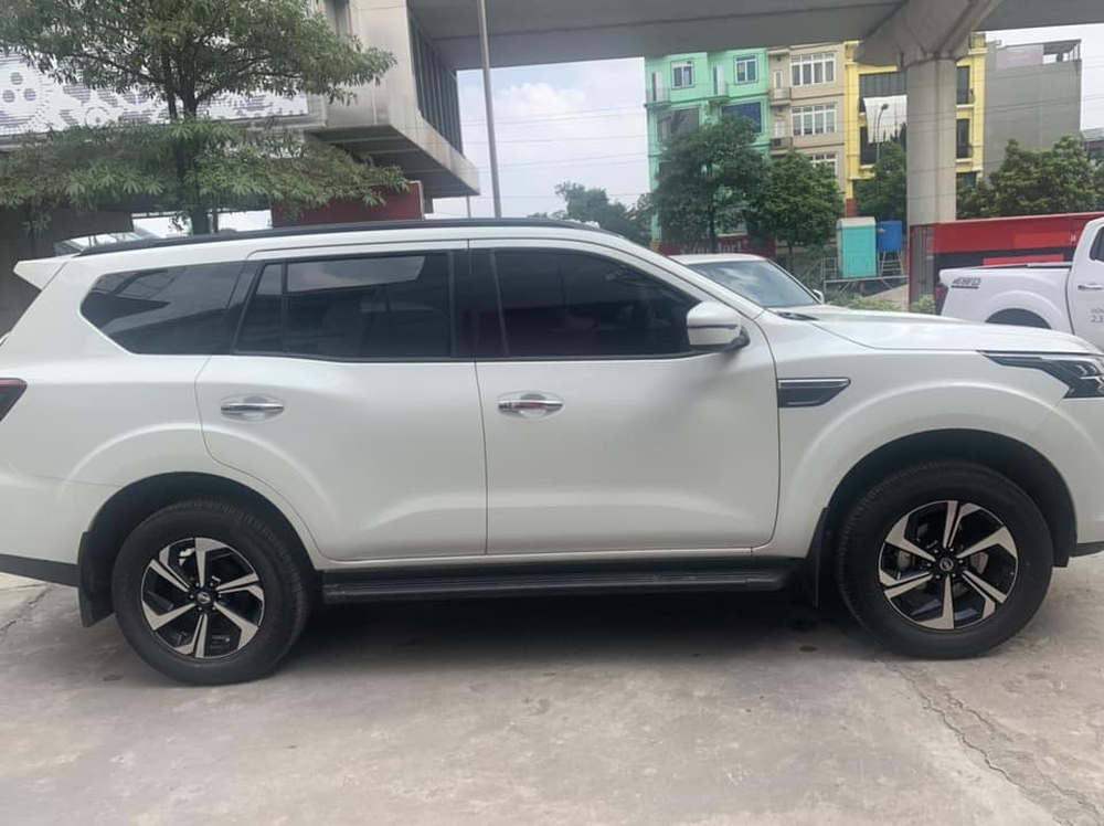 Nissan Terra 2022 bất ngờ xuất hiện tại đại lý Việt Nam: Giá dự kiến 1,1 tỷ đồng, ghế nỉ, động cơ xăng 2.5L - Ảnh 2.