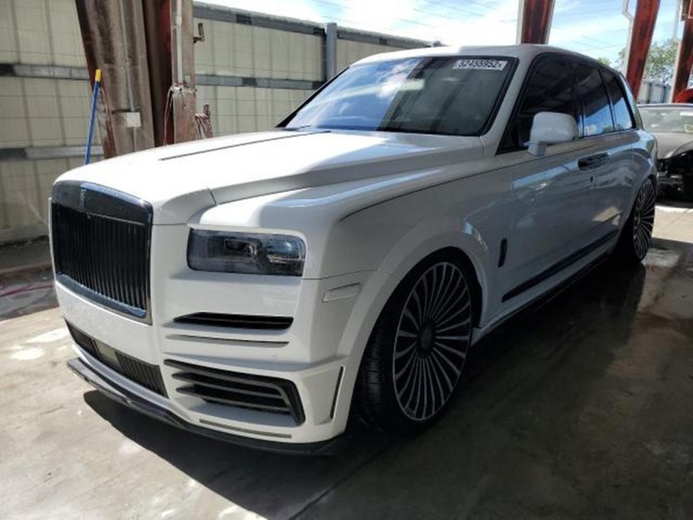 Ngập trong lũ lụt, Rolls-Royce Cullinan vẫn được đấu giá tiền tỷ - Ảnh 4.