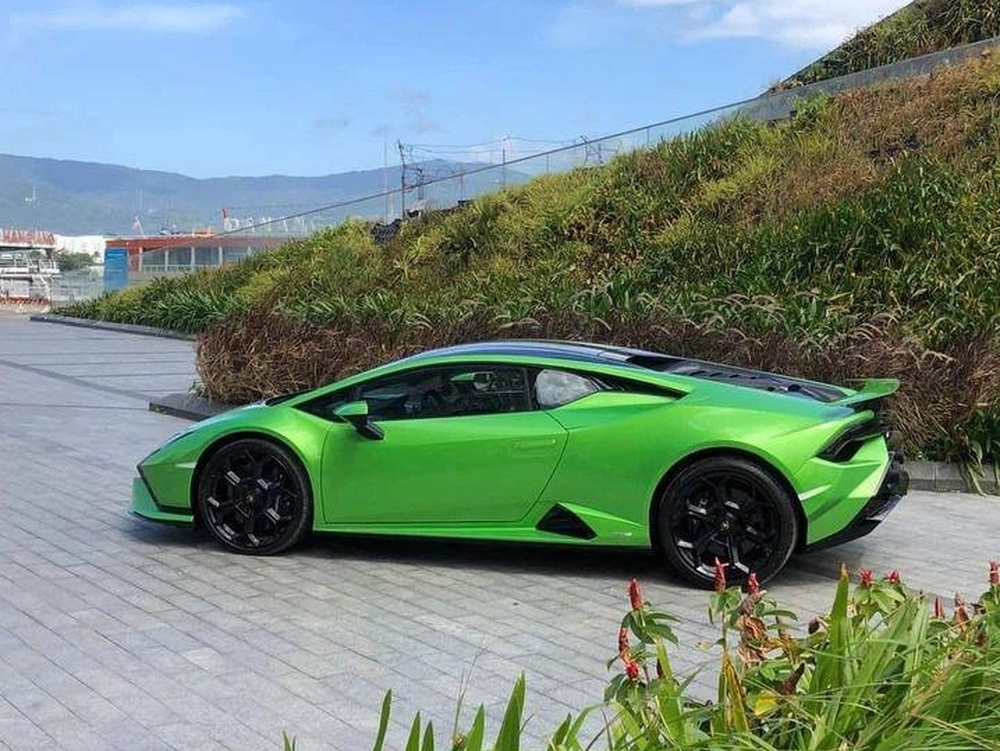 Loạt Lamborghini Huracan bản đặc biệt về Việt Nam trước khi bị khai tử: Giá trên dưới 20 tỷ đồng - Ảnh 1.