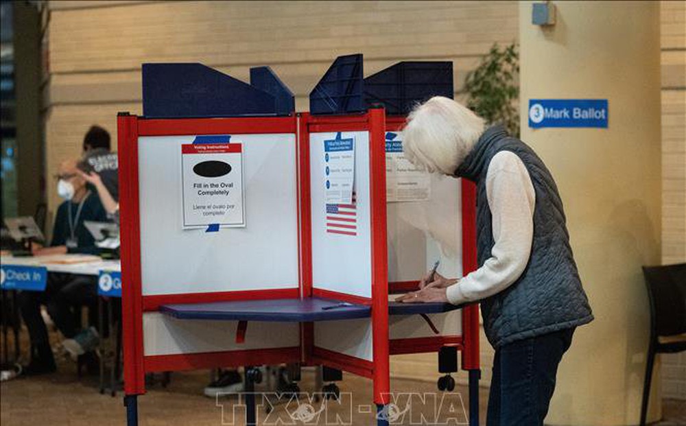 Bầu cử Mỹ: Dự báo về 'làn sóng đỏ' của đảng Cộng hòa