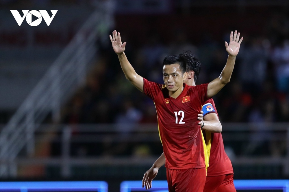 Văn Quyết háo hức trước cơ hội cùng ĐT Việt Nam đối đầu Dortmund - Ảnh 1.