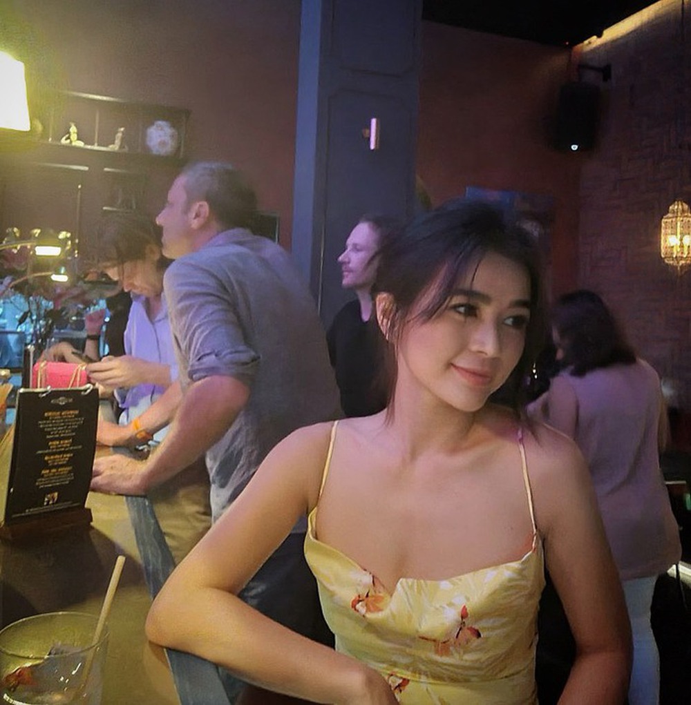 Cuộc sống của nữ diễn viên Việt đầu tiên trở thành phi công bây giờ ra sao? - Ảnh 3. Cuộc sống của nữ diễn viên Việt đầu tiên trở thành phi công bây giờ ra sao? - Ảnh 3.