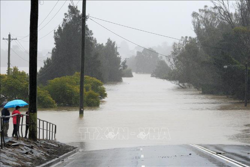 Ba năm liền hứng chịu hiện tượng thời tiết La Nina, Australia liên tục phát cảnh báo lũ lụt - Ảnh 1.