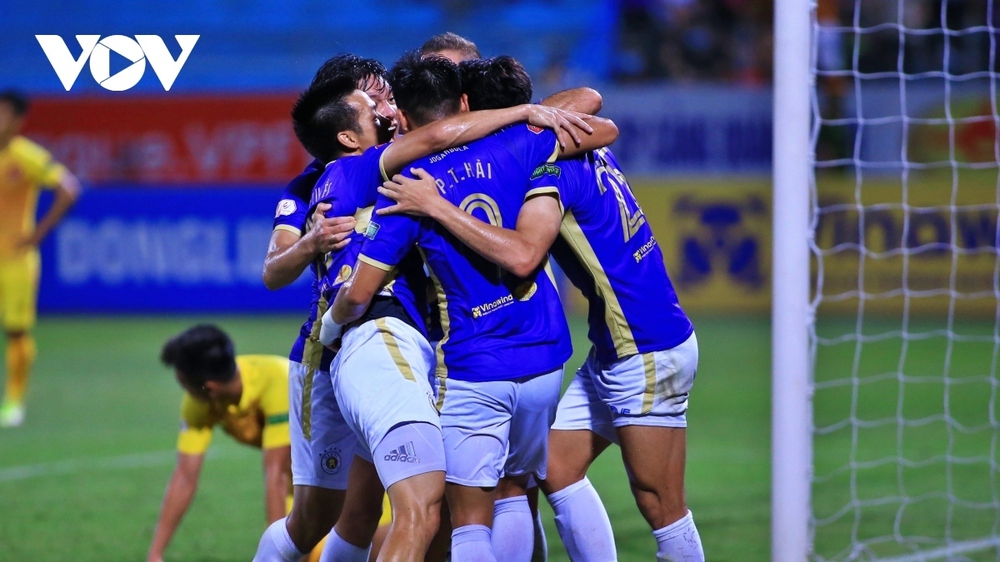 Hà Nội FC vô địch V-League 2022: Sự trở lại của nhà vua - Ảnh 2.