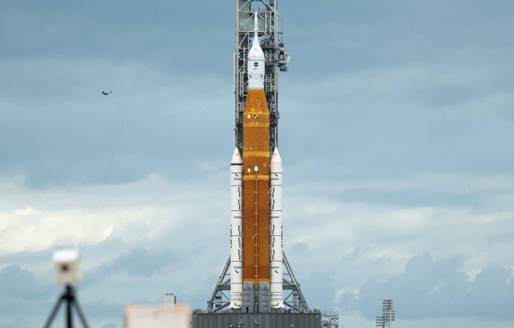 NASA phóng thành công tên lửa cho sứ mệnh Mặt Trăng Artemis 1 - Ảnh 1.