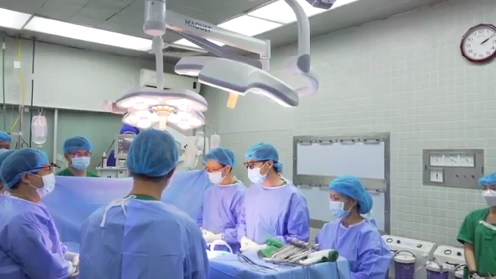 Lần đầu tiên tại Việt Nam, Bệnh viện Chợ Rẫy ghép da từ người cho chết não
