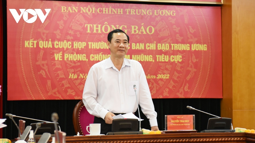 Cựu Chủ tịch AIC Nguyễn Thị Thanh Nhàn bỏ trốn: Tòa có thể xử vắng mặt - Ảnh 1.