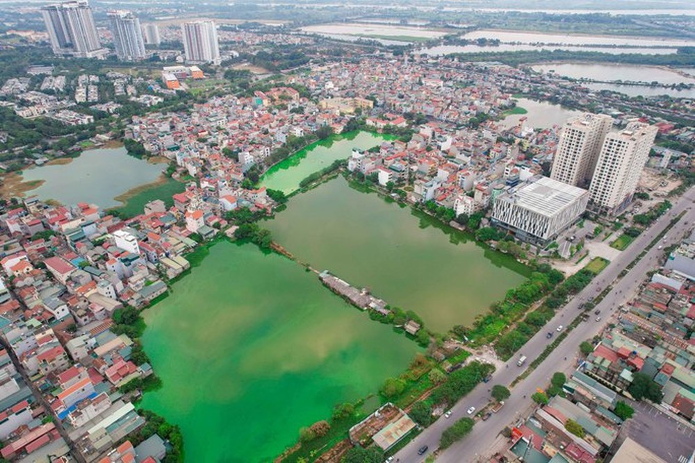 Cận cảnh những hồ nước ở Hà Nội nguy cơ bị khai tử để làm nhà, làm đường - Ảnh 8.