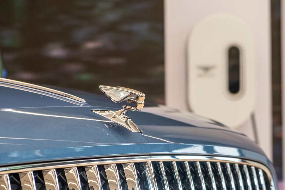 Ra mắt Bentley Flying Spur Hybrid: Giá từ 16,8 tỷ đồng, xe xanh siêu sang đầu tiên Việt Nam - Ảnh 5.