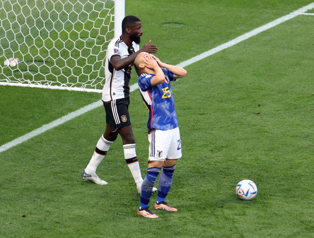 TRỰC TIẾP Đức 0 - 0 Nhật Bản: Samurai xanh bị khước từ bàn thắng - Ảnh 4.