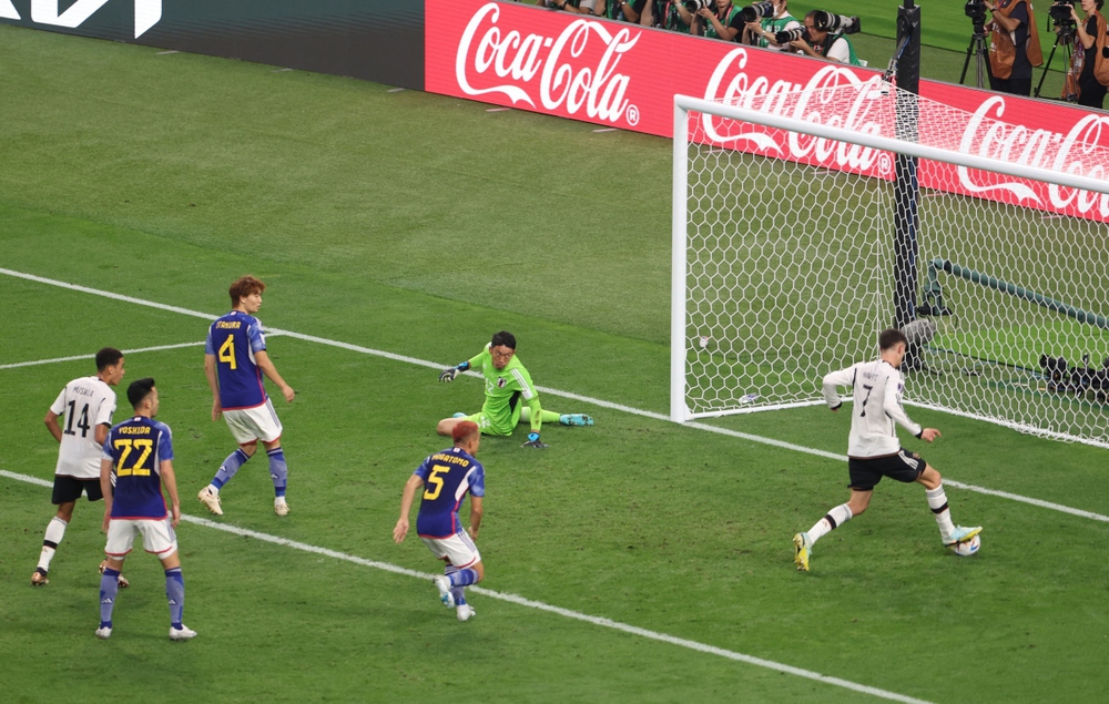TRỰC TIẾP Đức 1 - 0 Nhật Bản: VAR từ chối Cỗ xe tăng - Ảnh 2.