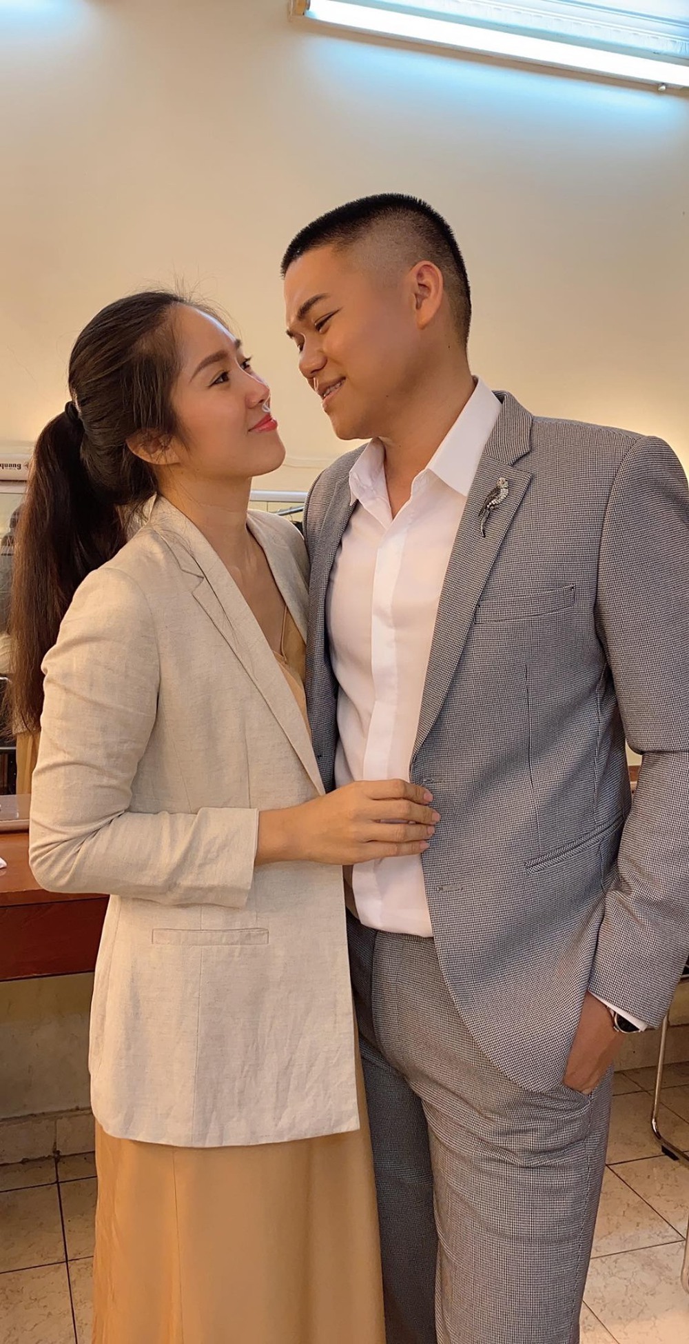 Lê Phương: Cơ cực trên phim, tìm được bến đỗ hạnh phúc bên chồng kém 7 tuổi - Ảnh 5.
