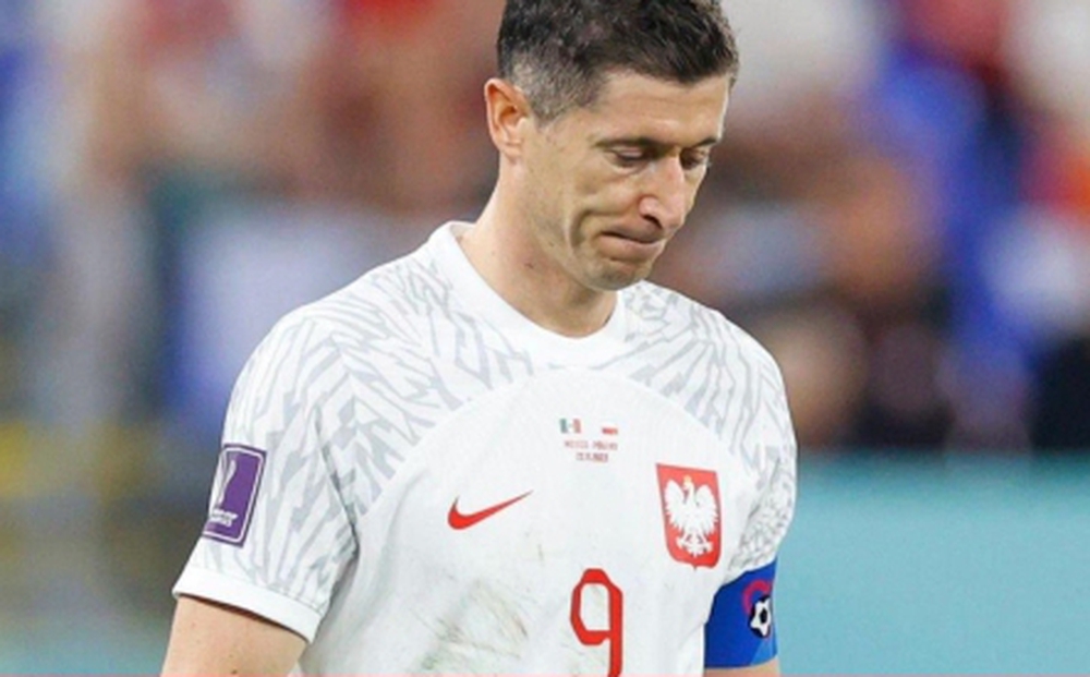 Lewandowski đá hỏng phạt đền, Ba Lan hòa Mexico